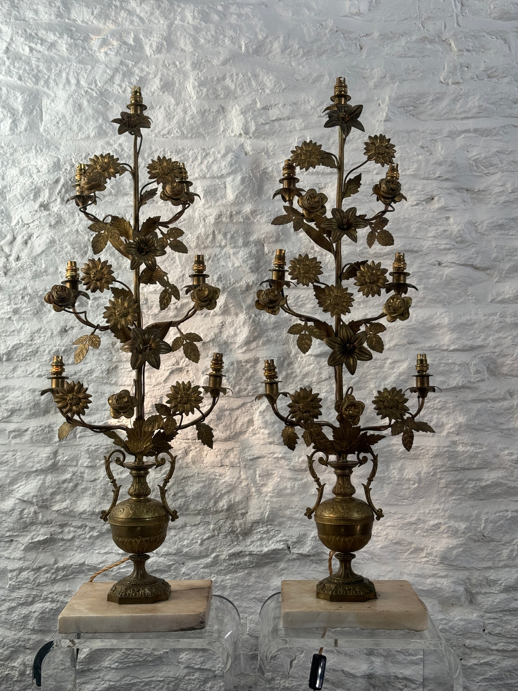 Pair of Truly Gorgeous and Unique Antique Gilt Bronze Brass French Table Lamps